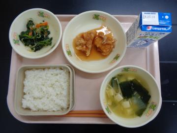 1月28日の学校給食（小学校B献立）の写真