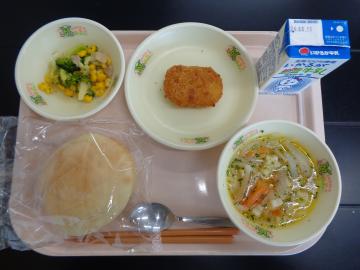 3月5日の学校給食（小学校 B献立）の写真