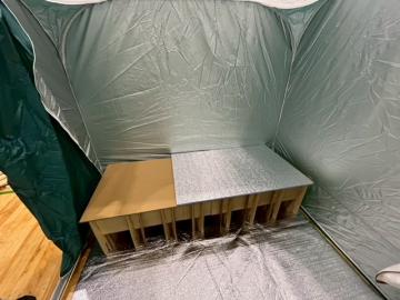 パーティションの中