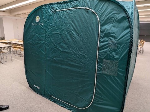 閉めた状態のパーティション