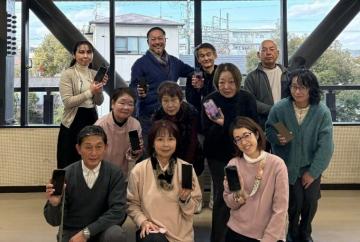 スマホサポーターの皆さん。今年の1月から4回の講座等を経て、4月から活動中。