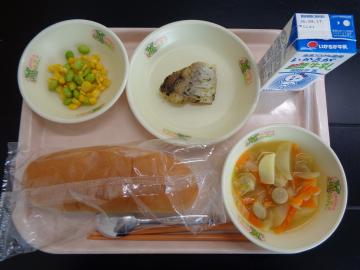 4月9日の学校給食（小学校A献立）の写真
