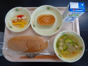 6月9日の学校給食（小学校A献立）の写真