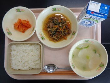 6月19日の学校給食（小学校A献立）の写真