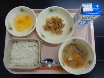 6月25日の学校給食（小学校A献立）の写真
