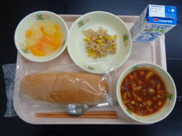 7月14日の学校給食（小学校A献立）の写真