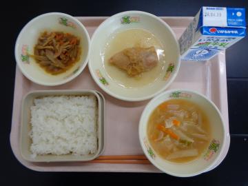 4月13日の学校給食（小学校B献立）の写真