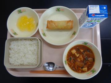4月15日の学校給食（小学校B献立）の写真