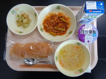 4月21日の学校給食（小学校B献立）の写真