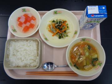 5月20日の学校給食（小学校B献立）の写真