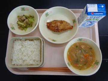 5月27日の学校給食（小学校B献立）の写真