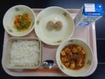 6月25日の学校給食（小学校B献立）の写真