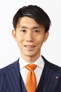 片山　誠也